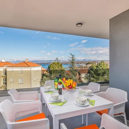 Apartments Elle Luxury Vantacici Malinska Exterior photo