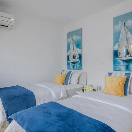 Apartments Elle Luxury Vantacici Malinska Room photo