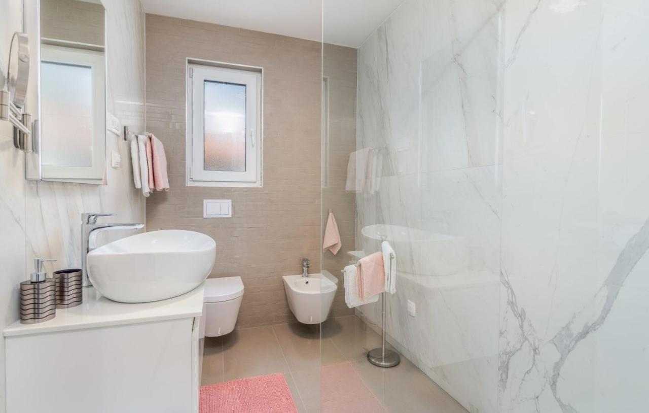 Apartment Elle Luxury Vantacici
