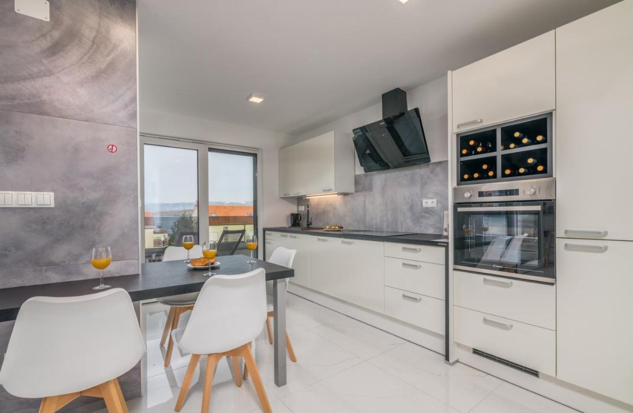 Apartment Elle Luxury Vantacici Malinska