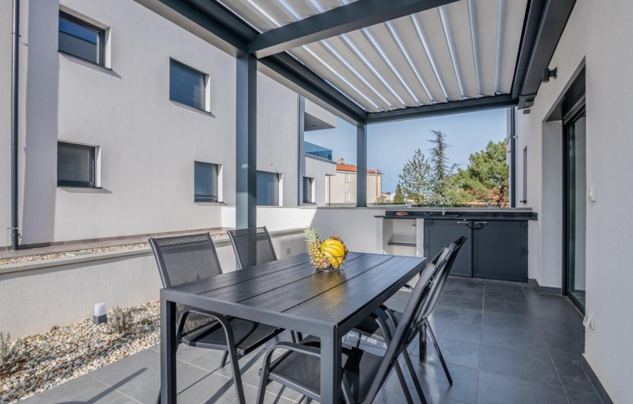Elle Luxury Vantacici Apartment