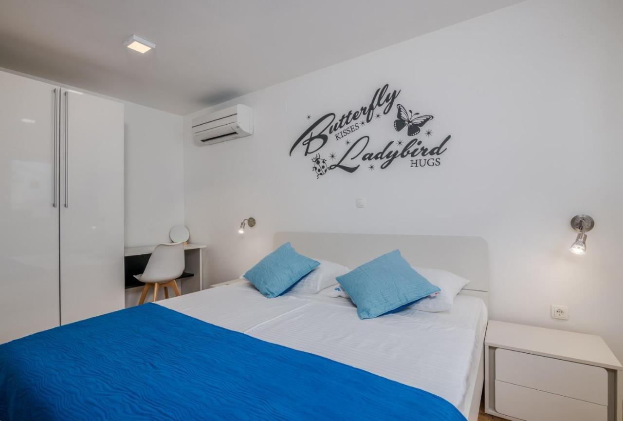 Elle Luxury Vantacici Apartment