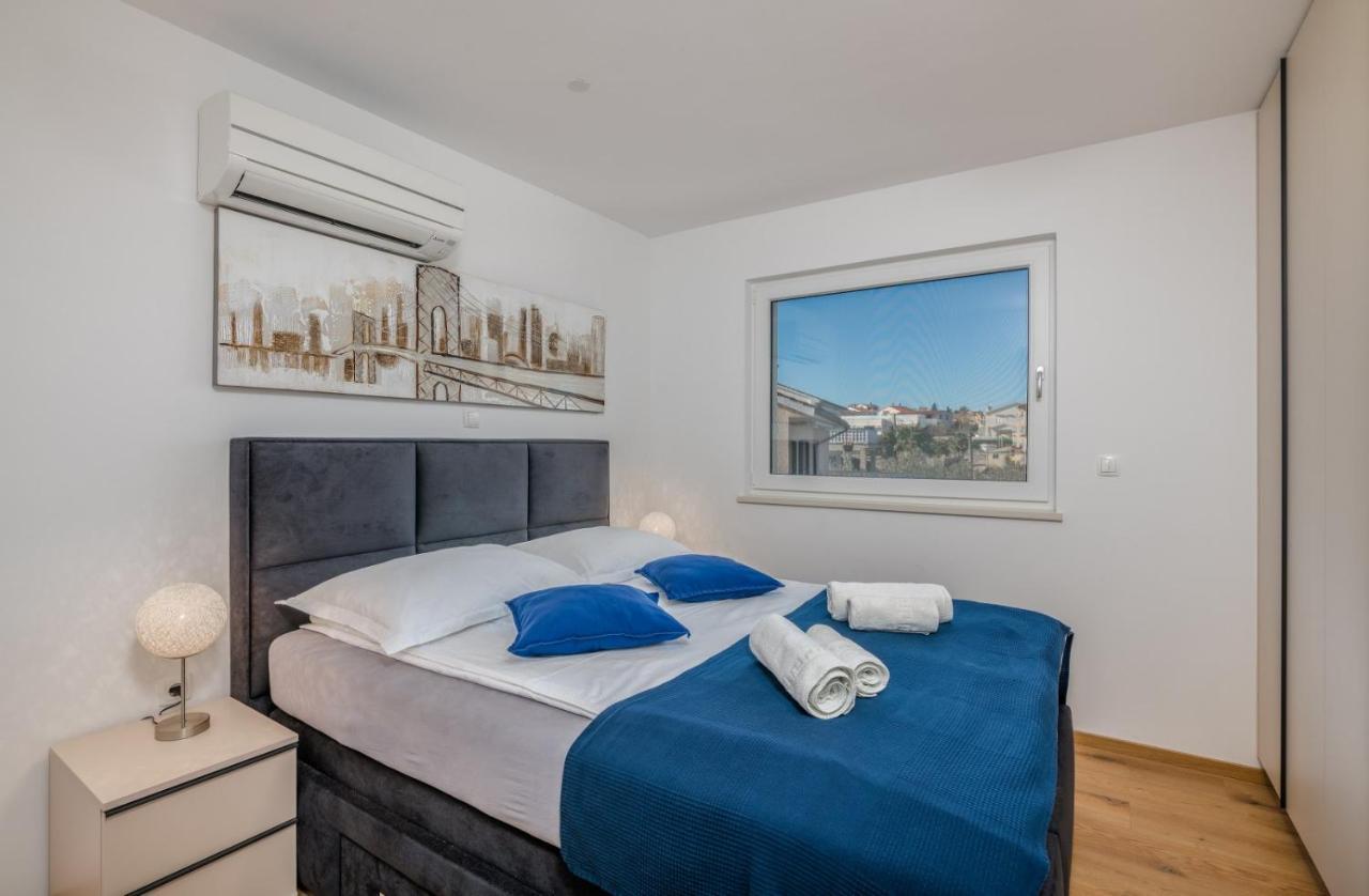 Elle Luxury Vantacici Apartment *