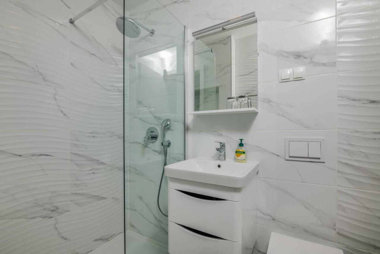 Elle Luxury Vantacici *
