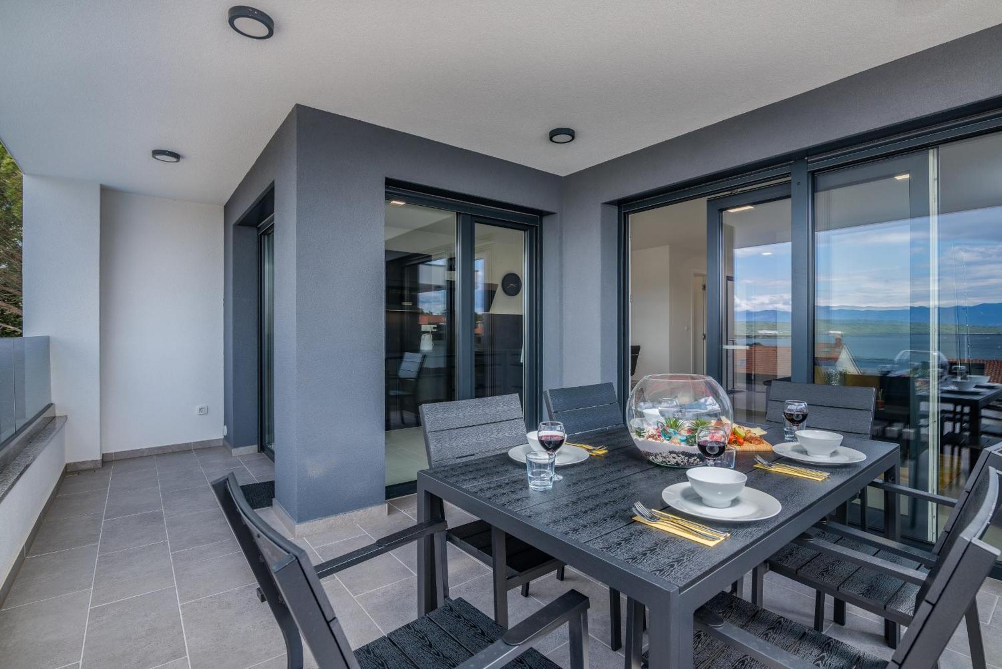 Apartment Elle Luxury Vantacici